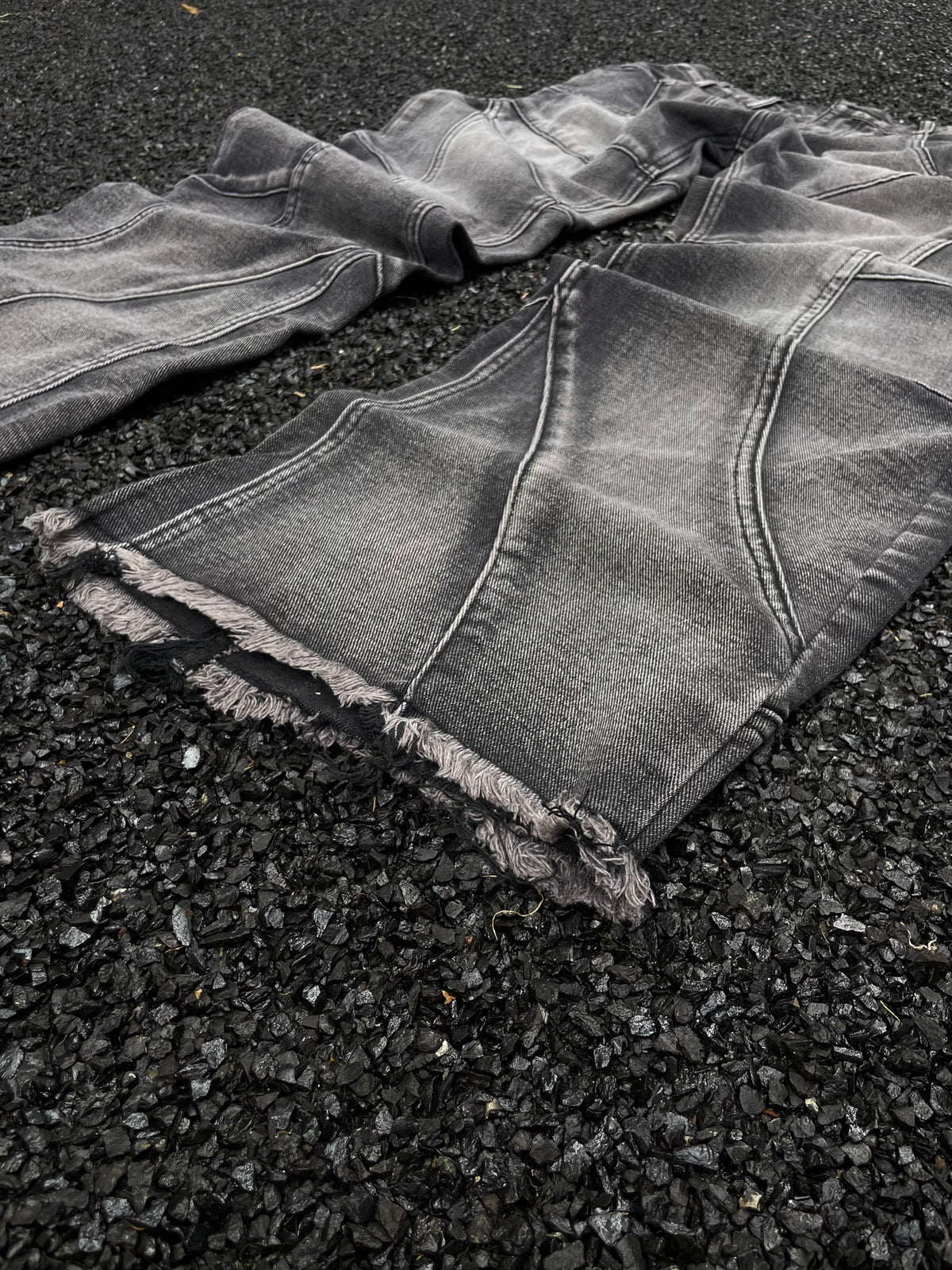 Shadow panel denim