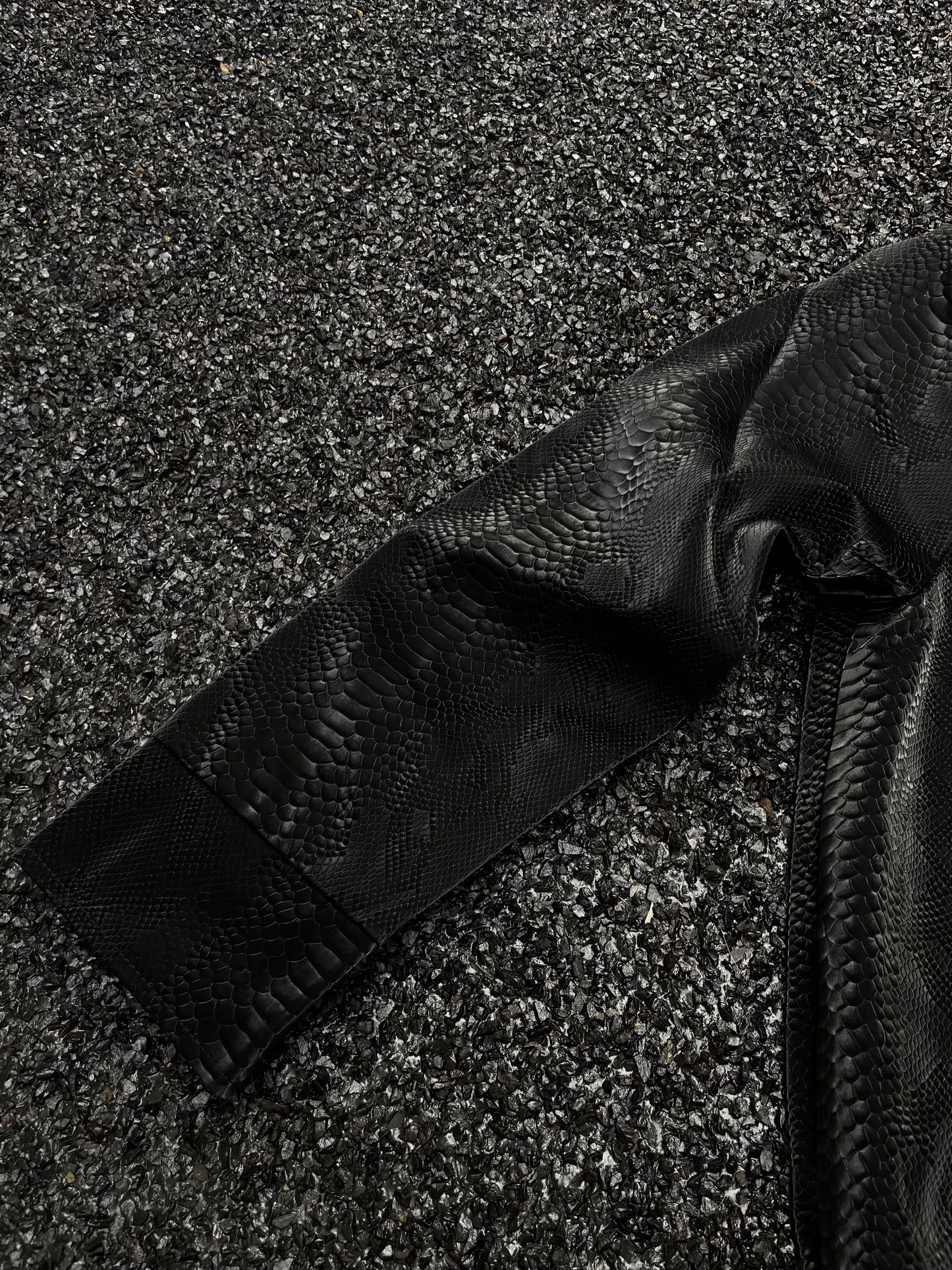 Python jacket black